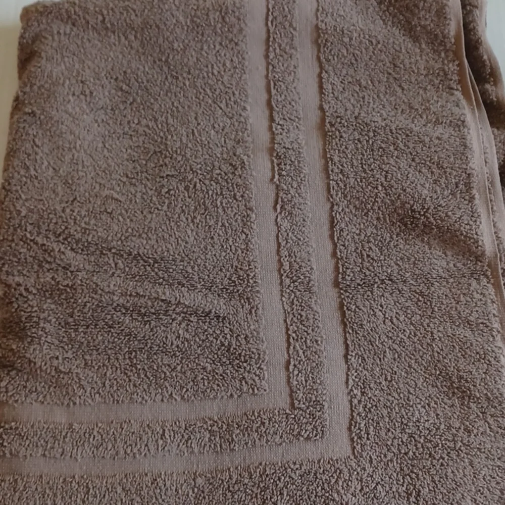 Lg. Brown Bath Mat